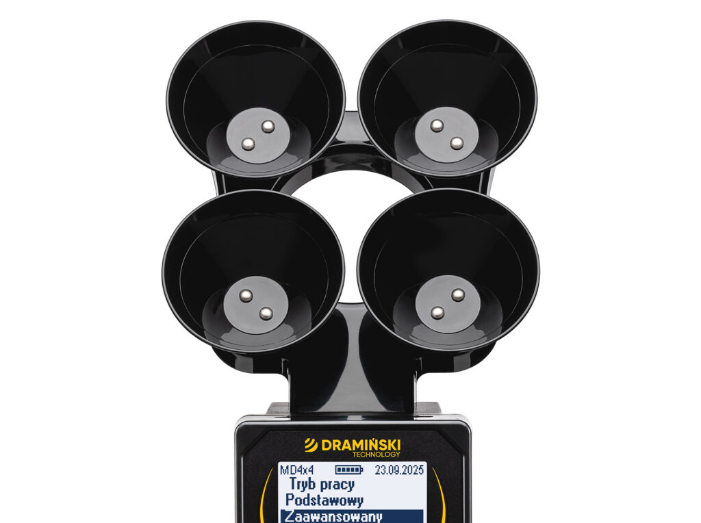 profilaktyka i higiena doju, przedzdajanie mleka i diagnozowanie mastitis, wykrywanie wczesnej fazy czteroćwiartkowy, 4 kubkowy, 4 miski, wyświetla wyniki badania mleka wszystkich czterech wymion jednocześnie