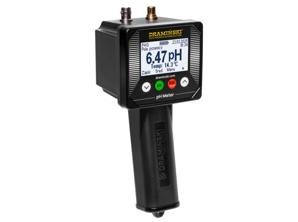 Badanie próbki gleby bezpośrednio na polu